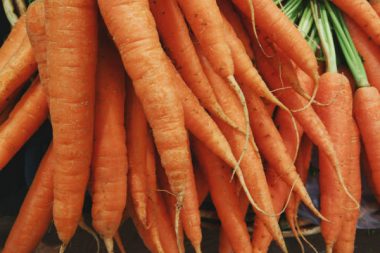 Bio Lebensmittel Karotten